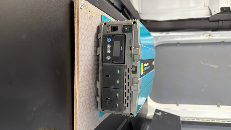 Ford Transit Custom 300 L1 Diesel Fwd 2.0 EcoBlue 130ps High Roof Leader Van